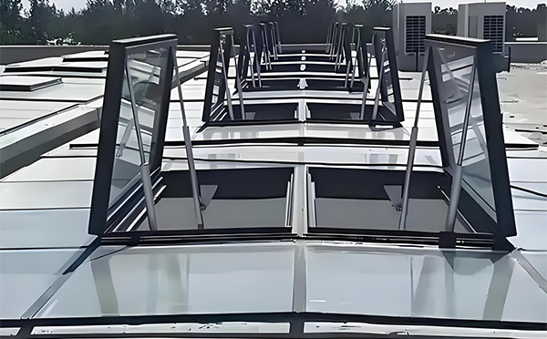 贵南排烟窗 贵南排烟窗