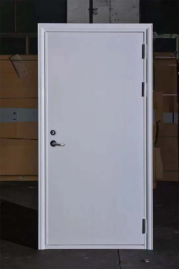 社区活动中心加装贵南防火门保障居民安全